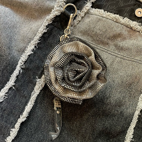 Steve Madden Denim Tote - Picture 13 of 16